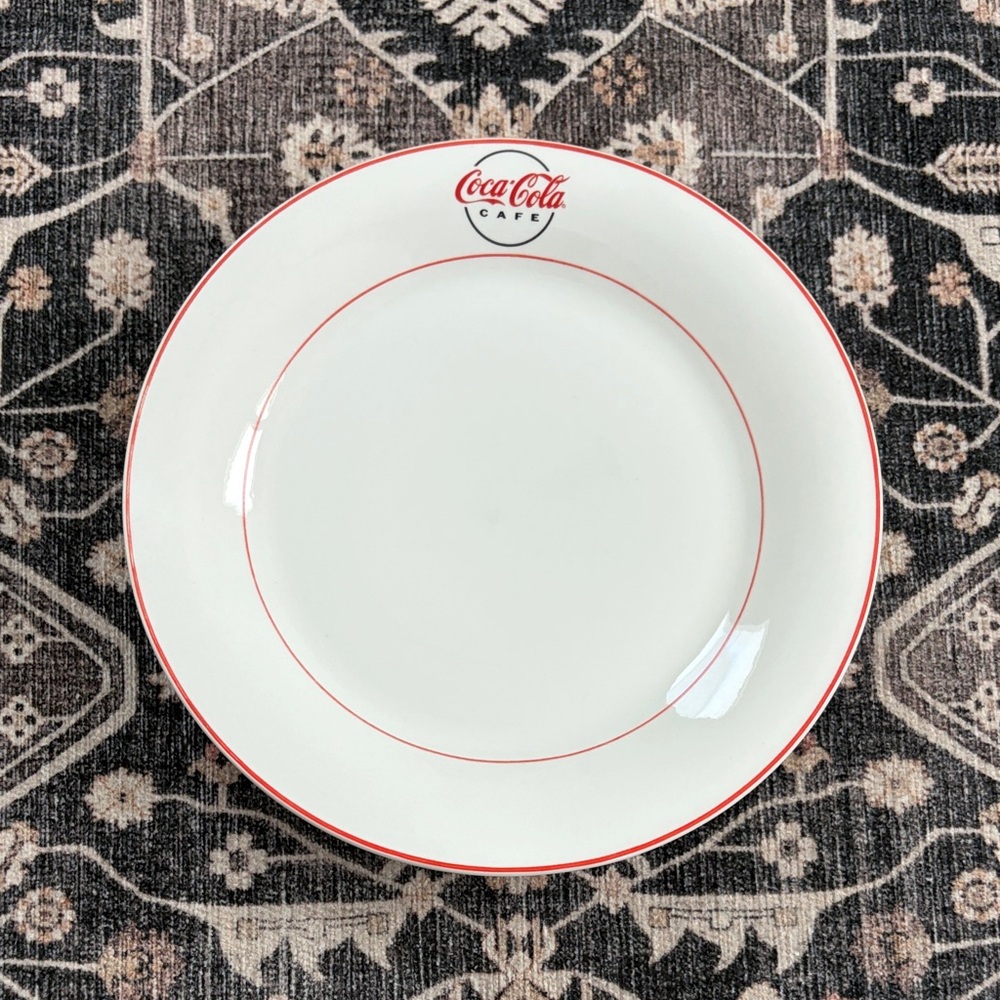 Vintage Gibson Coca-Cola Cafe Dinner Plates